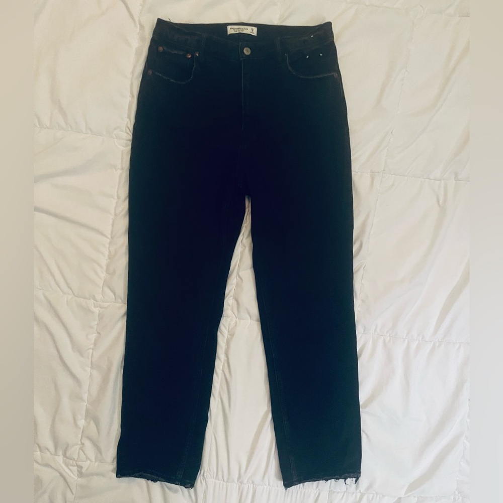 Abercrombie & Fitch Curve Love Ultra High Rise Ankle Straight Jean